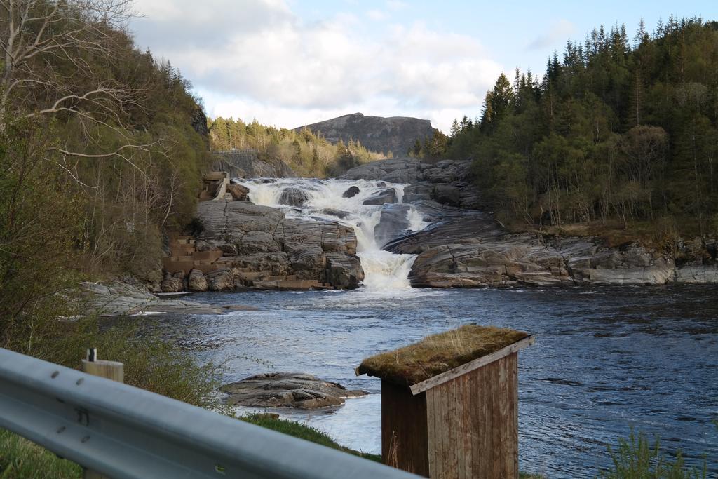Holmset Camping And Fishing Namdalseid Екстериор снимка