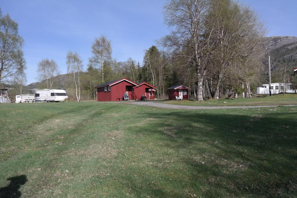 Holmset Camping And Fishing Namdalseid Екстериор снимка